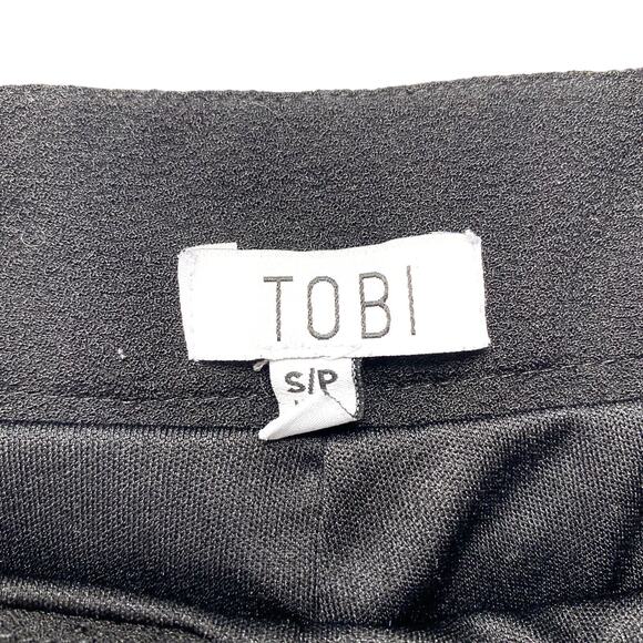 TOBI Black Scalloped Edge Short Shorts Size Small Zipper Lined - Picture 3 of 7